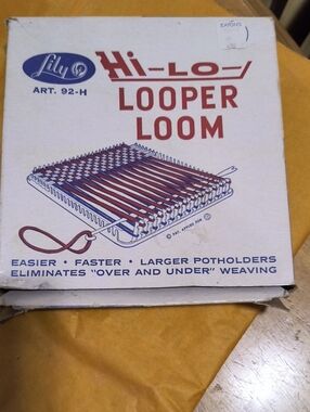 Vintage Lily Hi-Lo Looper Loom B8